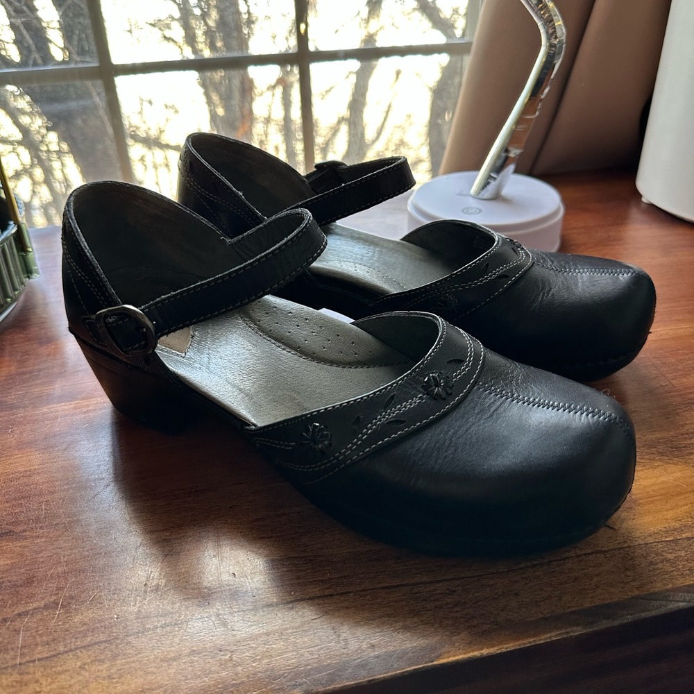 Black Mary Jane Dansko Leather Shoes